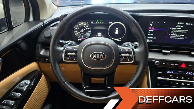 Kia CARNIVAL 7-Seater Noblesse купить на сайте DeffCars