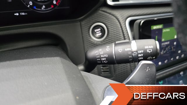 Land Rover RANGE ROVER VELAR 3.0 D300 R-Dynamic SE купить на сайте DeffCars
