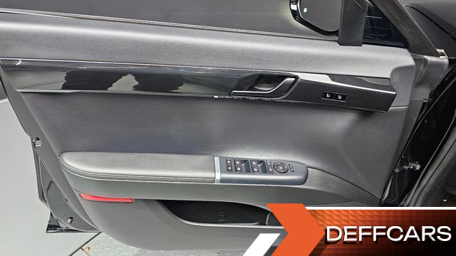 Hyundai GRANDEUR 3,5 Gasoline 4WD Exclusive купить на сайте DeffCars