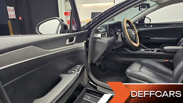 Kia K5 2.0 Prestige купить на сайте DeffCars
