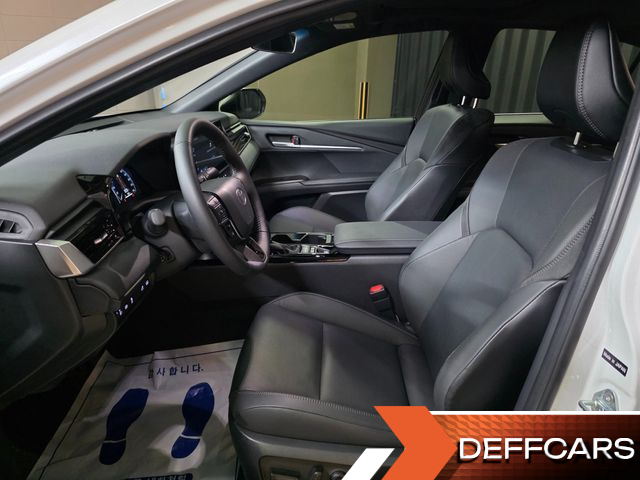 Toyota CAMRY 2.5 XLE Hybrid купить на сайте DeffCars