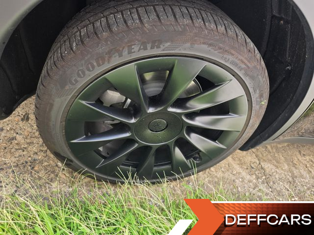 Tesla MODEL Y Long Range AWD купить на сайте DeffCars