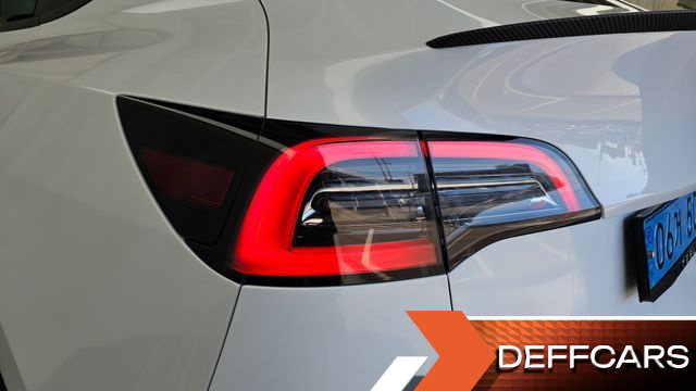 Tesla MODEL Y Long Range AWD купить на сайте DeffCars