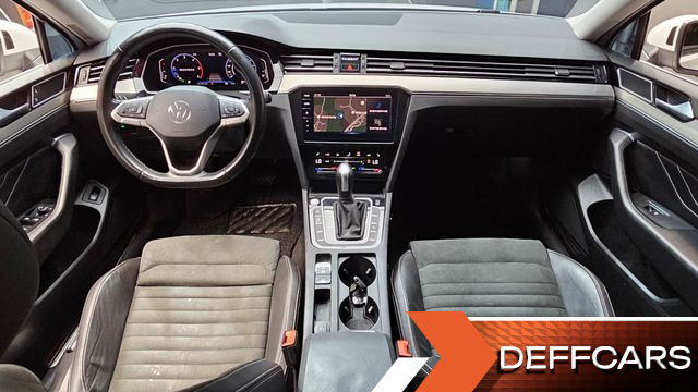 Volkswagen PASSAT 2.0 TDI Premium купить на сайте DeffCars