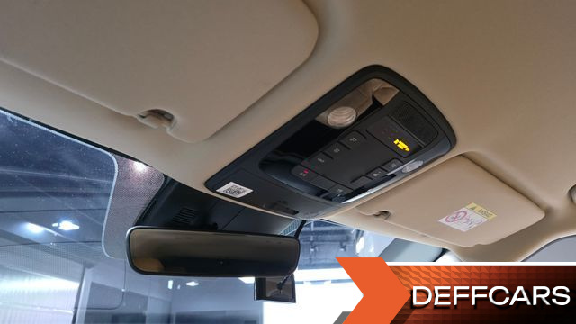 Kia CARNIVAL 9-Seater Signature купить на сайте DeffCars