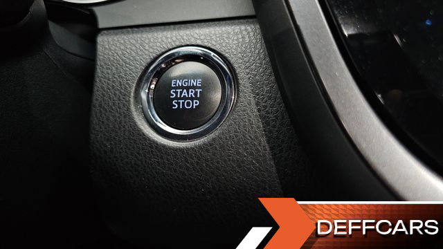 Toyota CAMRY 2.5 купить на сайте DeffCars