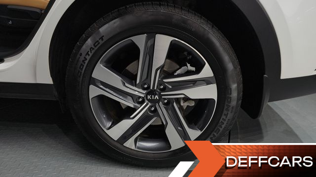 Kia SORENTO HEV 1.6 4WD Gravity купить на сайте DeffCars