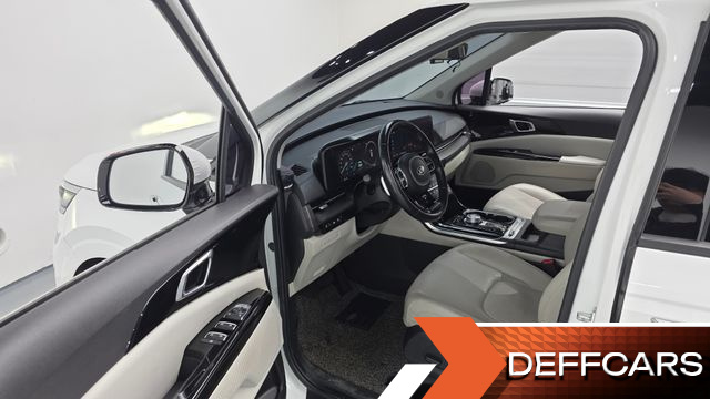 Kia CARNIVAL 9-Seater Noblesse купить на сайте DeffCars