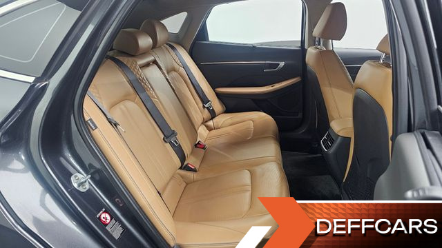Hyundai SONATA 2.0 Inspiration купить на сайте DeffCars