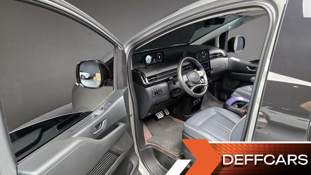Hyundai STARIA 4WD Lounge 7-Seater Inspiration купить на сайте DeffCars