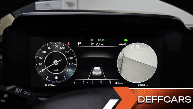 Kia CARNIVAL 9-Seater Signature купить на сайте DeffCars