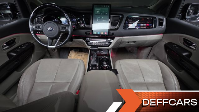 Kia CARNIVAL 7-Seater Limousine VIP купить на сайте DeffCars