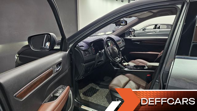 Renault-KoreaSamsung QM6 2.0 LPe RE Signature 2WD купить на сайте DeffCars