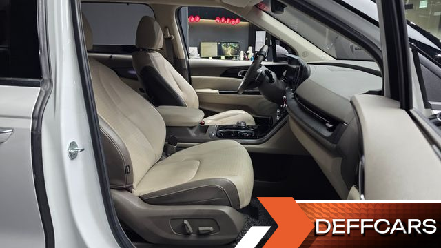 Kia CARNIVAL 9-Seater Signature купить на сайте DeffCars