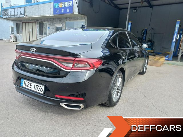 Hyundai GRANDEUR 2.4 Premium Special купить на сайте DeffCars