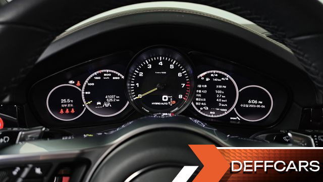 Porsche CAYENNE 3.0 E-HYBRID PLATINUM EDITION купить на сайте DeffCars