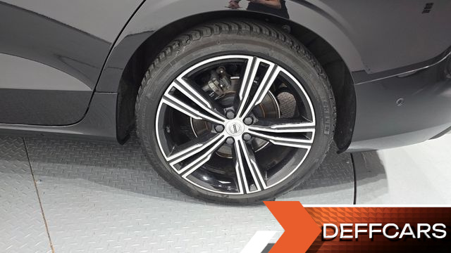 Volvo S60 T5 Inscroption купить на сайте DeffCars