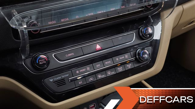 Kia CARNIVAL 7-Seater Limousine VIP купить на сайте DeffCars