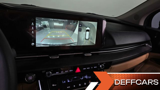 Kia CARNIVAL Gasoline 9-Seater Signature купить на сайте DeffCars