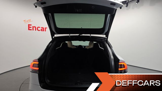 Tesla MODEL X Long Range купить на сайте DeffCars