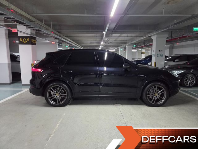 Porsche CAYENNE 3.0 купить на сайте DeffCars