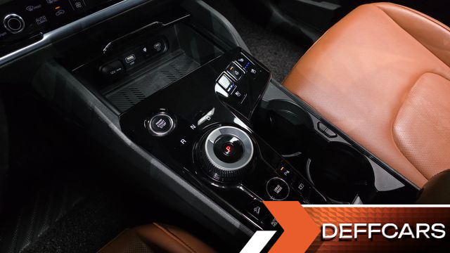 Kia SPORTAGE Gasoline 1.6 Turbo 2WD Signature купить на сайте DeffCars