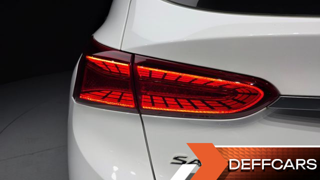 Hyundai SANTAFE Diesel 2,0 4WD Prestige купить на сайте DeffCars