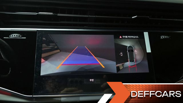 Audi Q8 55 TFSI Quattro Premium купить на сайте DeffCars