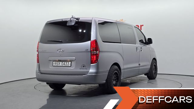 Hyundai STAREX Van 5-Seater Modern купить на сайте DeffCars