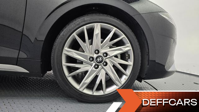 Hyundai GRANDEUR 2.5 Calligraphy купить на сайте DeffCars