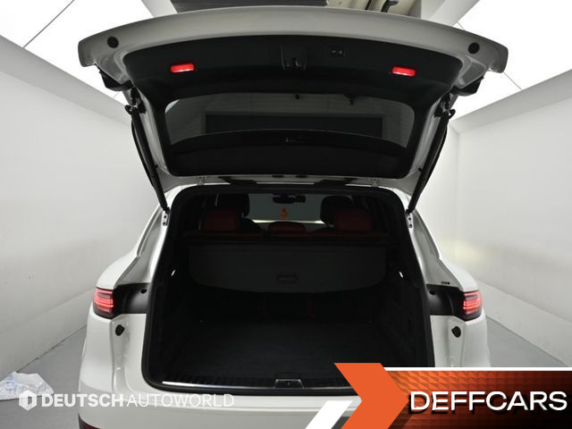 Porsche CAYENNE 3.0 купить на сайте DeffCars