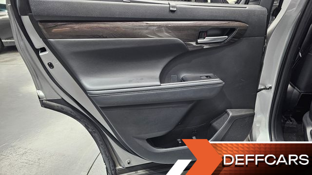 Toyota HIGHLANDER 2.5 4WD Limited купить на сайте DeffCars