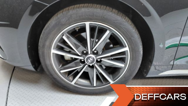 Hyundai GRANDEUR 2.5 Le Blanc купить на сайте DeffCars