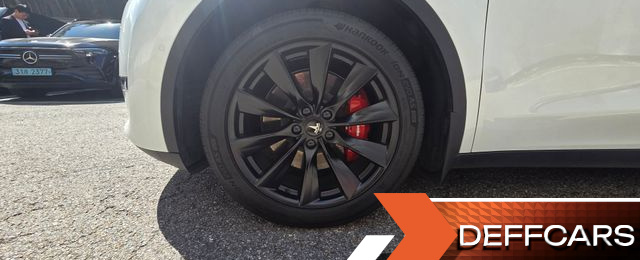 Tesla MODEL Y Standard Range RWD купить на сайте DeffCars