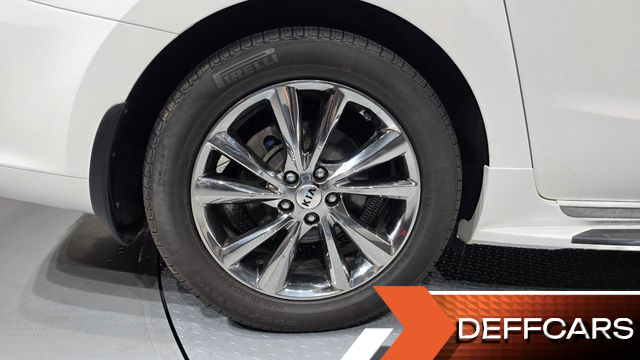 Kia CARNIVAL 7-Seater Limousine VIP купить на сайте DeffCars