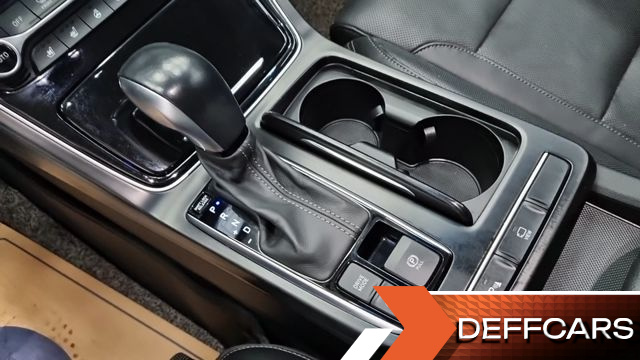 Hyundai GRANDEUR 3.0 LPi Dsabled Person Exclusive Special купить на сайте DeffCars