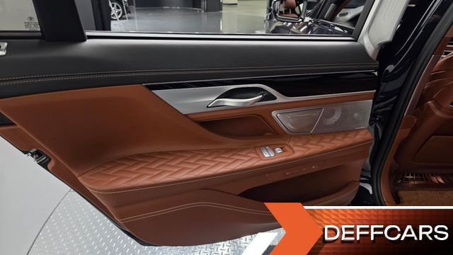 BMW 7-SERIES M760Li xDrive купить на сайте DeffCars