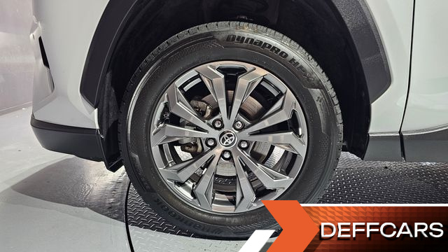 Toyota RAV4 2.5 2WD Hybrid XLE купить на сайте DeffCars