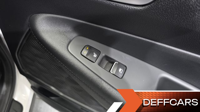Hyundai SANTAFE Diesel 2.0 2WD Premium купить на сайте DeffCars