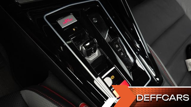 Volkswagen GOLF 2.0 GTI купить на сайте DeffCars