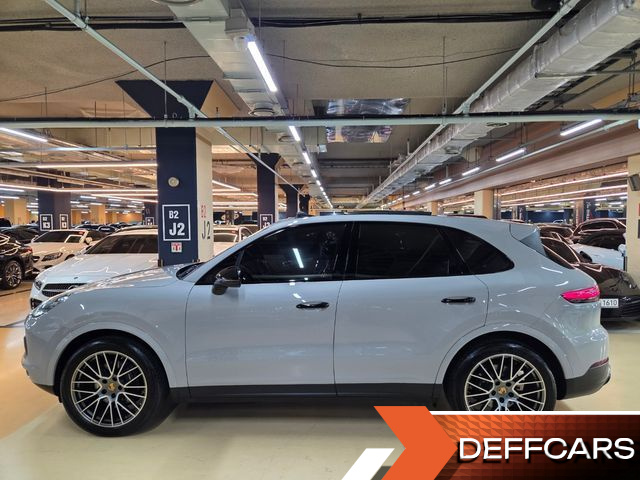 Porsche CAYENNE 3.0 PLATINUM EDITION купить на сайте DeffCars