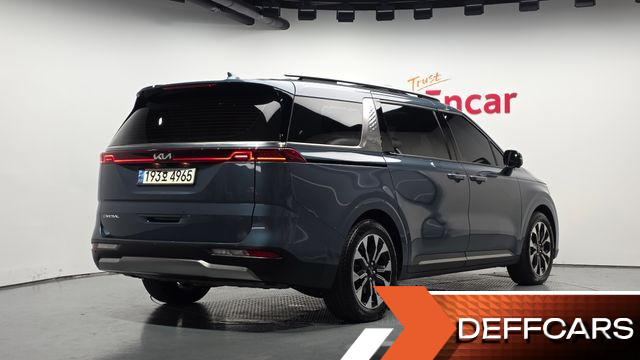 Kia CARNIVAL Gasoline 9-Seater Signature купить на сайте DeffCars