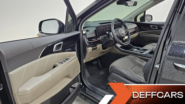 Kia CARNIVAL Gasoline 9-Seater Signature купить на сайте DeffCars