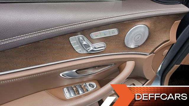 Mercedes E-CLASS E300 4MATIC Exclusive купить на сайте DeffCars