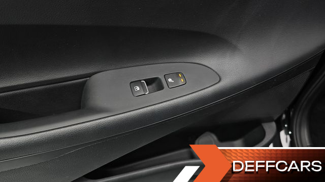 Hyundai GRANDEUR 2.5 Premium Choice купить на сайте DeffCars