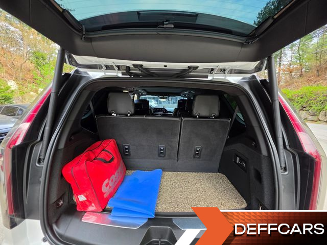 Cadillac ESCALADE 6.2 Premium Luxury Platinum купить на сайте DeffCars