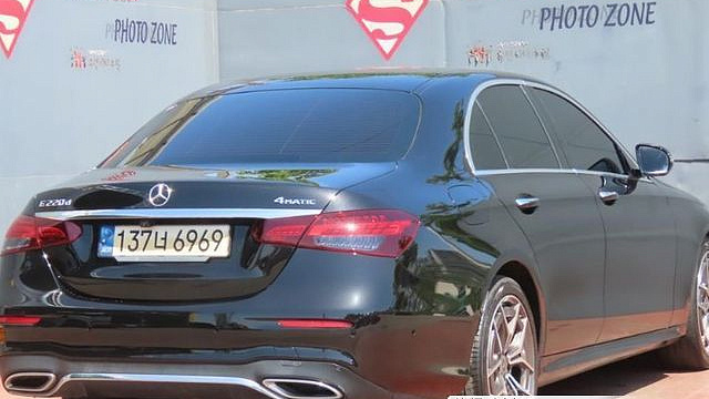Mercedes E-CLASS E220d 4MATIC AMG Line купить на сайте DeffCars