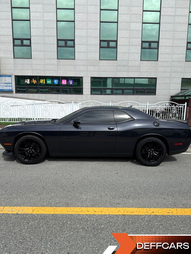 Dodge CHALLENGER 3.6 купить на сайте DeffCars