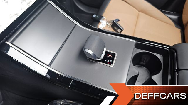 Land Rover RANGE ROVER VELAR 3.0 P400 Dynamic HSE купить на сайте DeffCars