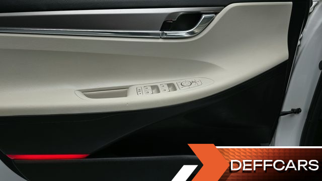 Hyundai GRANDEUR 2.5 Le Blanc купить на сайте DeffCars